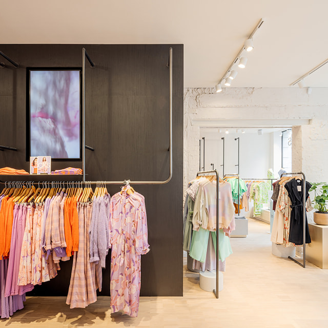 Clicwall wall panels in retail